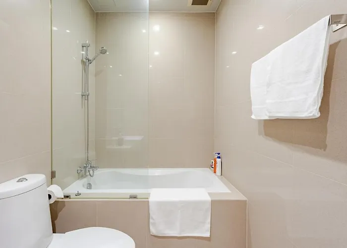 公寓 2br Next Phrom Phonybts Sukhumvit 曼谷
